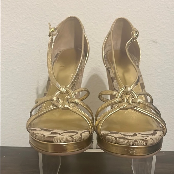 Coach Gold Wedge Sandals with Cork Heel and Strappy Design - Picture 5 of 8